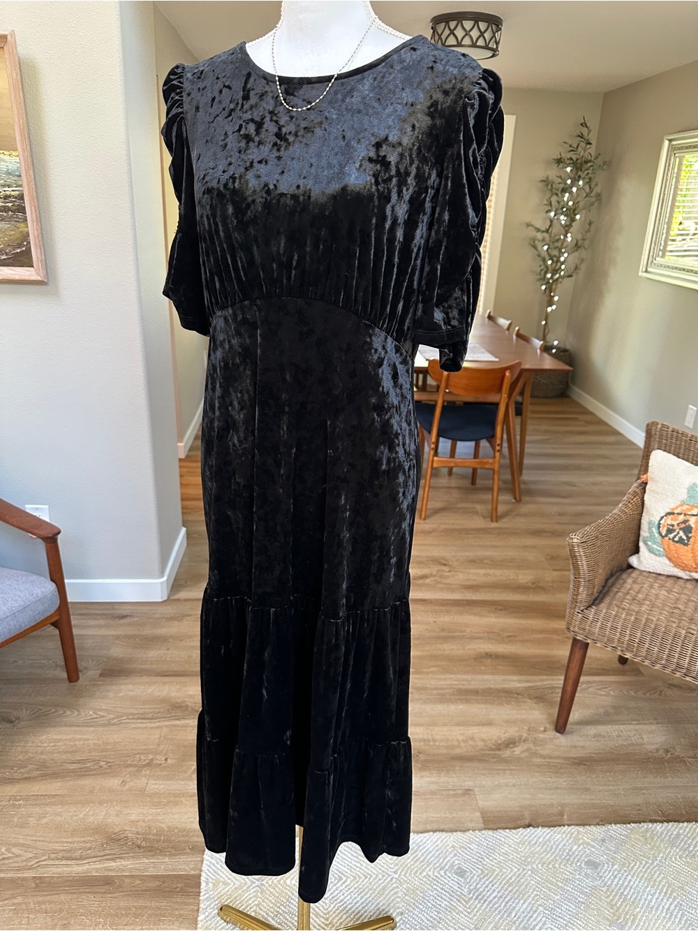 Who What Wear Black Velvet Maxi Dress with Puff Sleeves